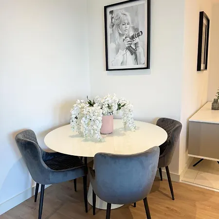 Apartamento Elegant 2 Bedroom In Grand Canal Dublín