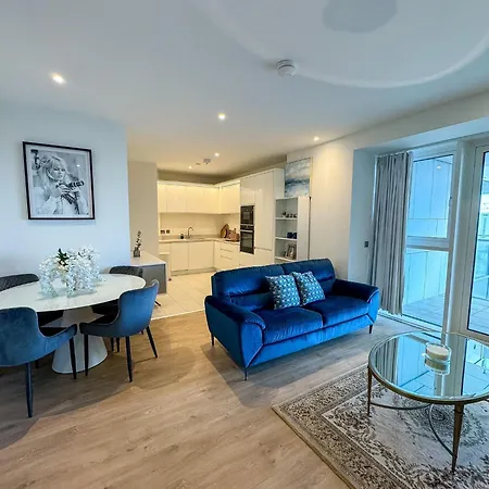 Apartment Elegant 2 Bedroom In Grand Canal