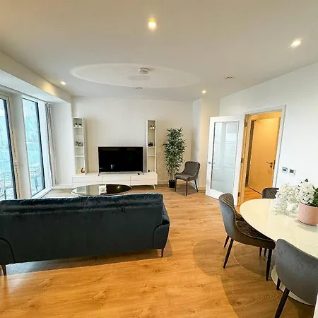 Elegant 2 Bedroom In Grand Canal Apartament Dublin